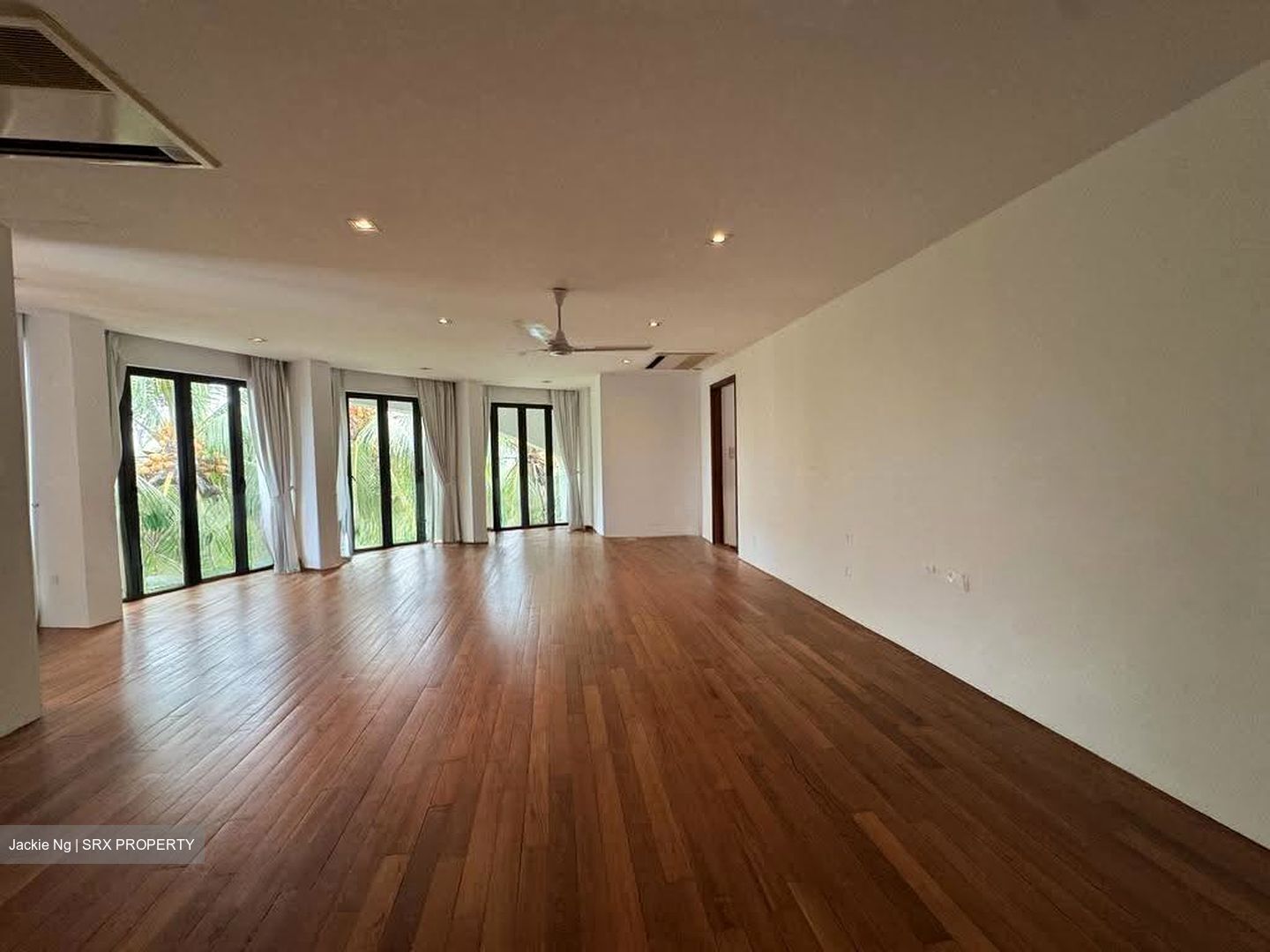 Third Avenue (D10), Detached #636251951